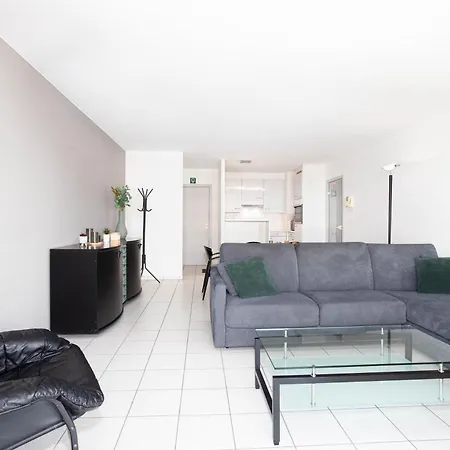 Europan A0502 Esplanade, Stijlvol En Vlakbij Het 아파트