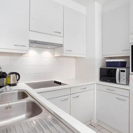 Europan A0502 Esplanade, Stijlvol En Vlakbij Het *