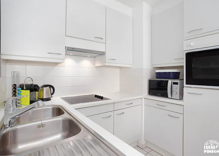 Europan A0502 Esplanade, Stijlvol En Vlakbij Het *